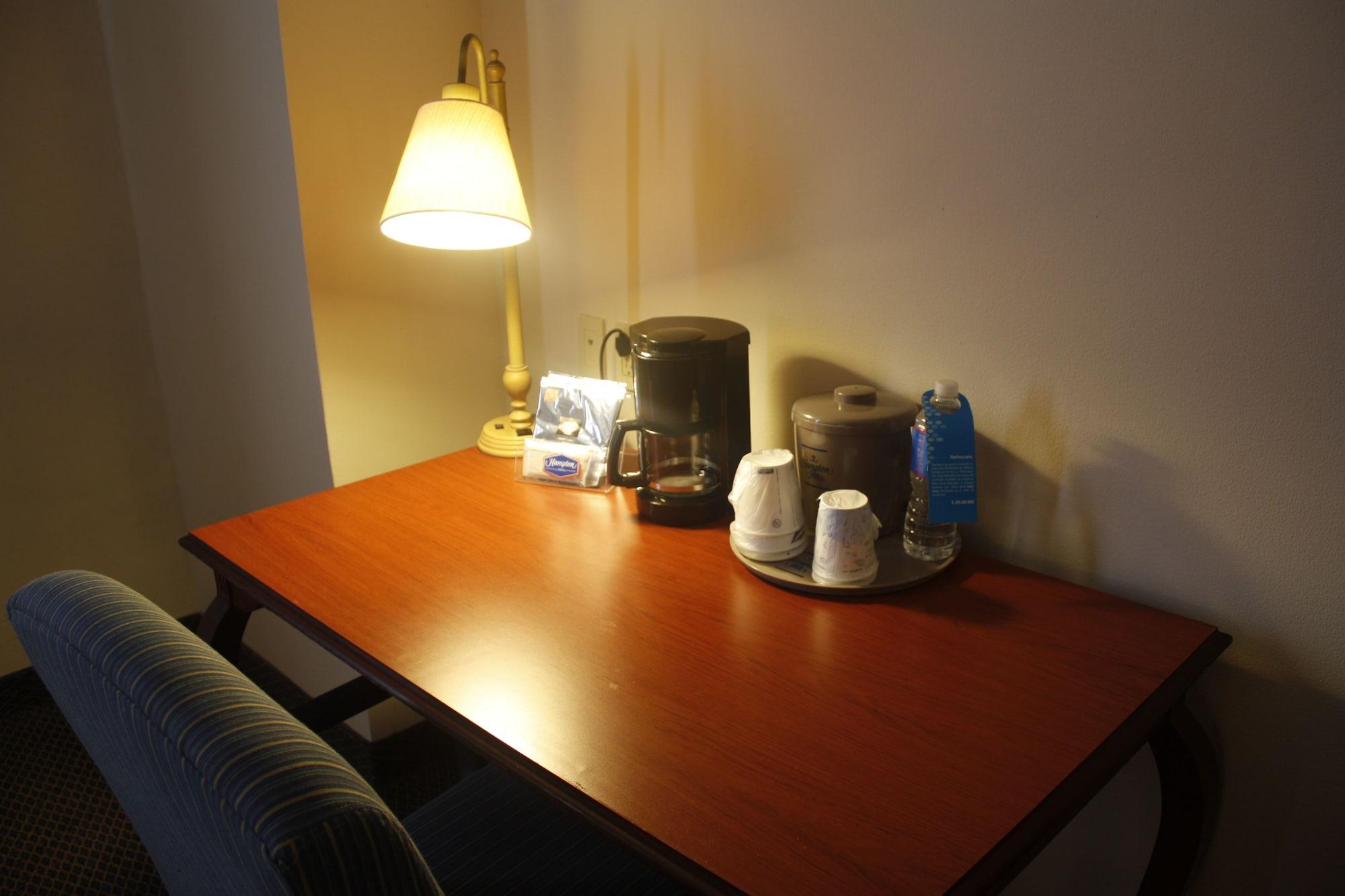 Hampton Inn Tampico Airport Luaran gambar